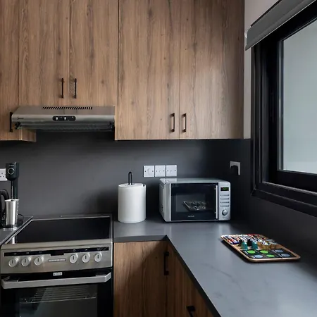 Urban 33 With Veranda - 2 Bdr Апартаменты *