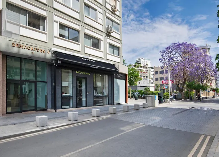 Urban 33 With Balcony - 2 Bdr * Nicosia