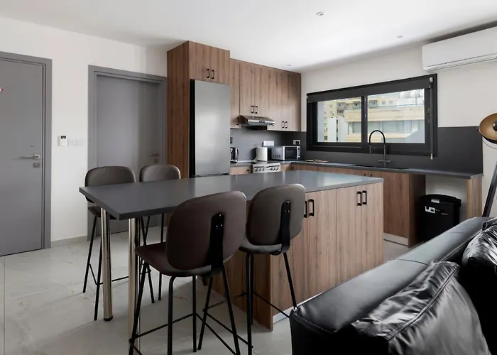 Appartamento Urban 33 With Balcony - 2 Bdr