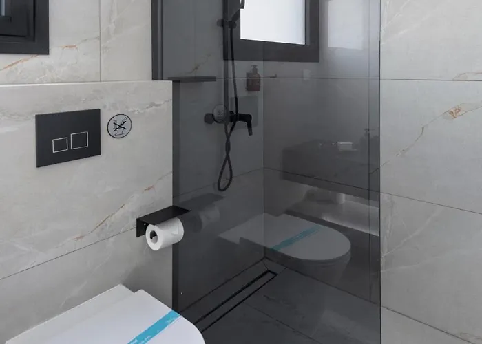 Lägenhet Urban 33 With Balcony - 2 Bdr Nicosia