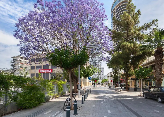 Urban 33 With Balcony - 2 Bdr Nicosia