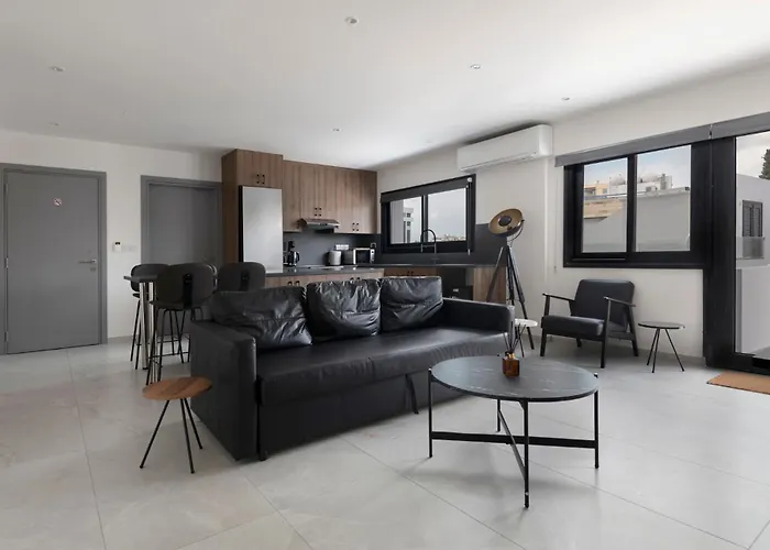 Appartamento Urban 33 With Balcony - 2 Bdr