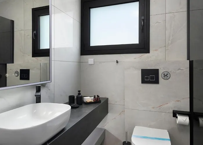 Urban 33 With Balcony - 2 Bdr Appartamento *