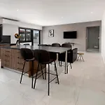 Διαμέρισμα Urban 33 With Balcony - 2 Bdr *