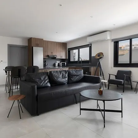 Διαμέρισμα Urban 33 With Balcony - 2 Bdr